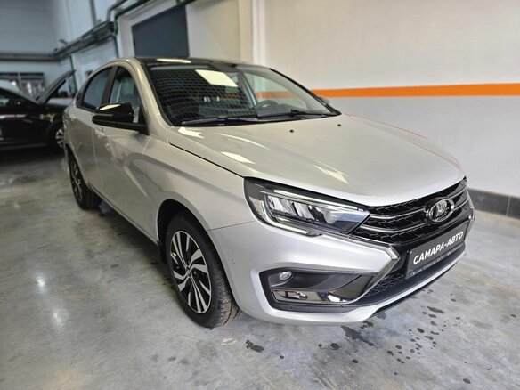 2026 Lada (ВАЗ) Vesta I Рестайлинг (NG), серебристый, 2035000 рублей - вид 1