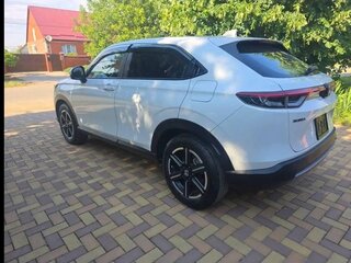 2023 Honda Vezel II, белый, 2452000 рублей, вид 2