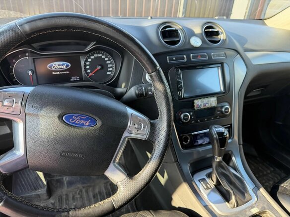 2011 Ford Mondeo IV Рестайлинг, чёрный, 530000 рублей - вид 4