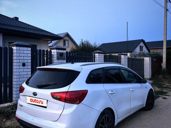 2015 Kia Ceed II Рестайлинг, белый, 660000 рублей - вид 2
