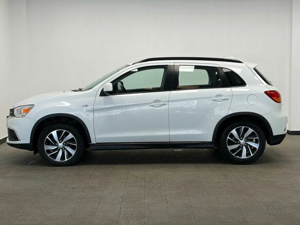 2018 Mitsubishi ASX I Рестайлинг 2, белый, 1350000 рублей - вид 7