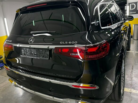2026 Mercedes-Benz Maybach GLS 600 I Рестайлинг, чёрный, 29980000 рублей - вид 4