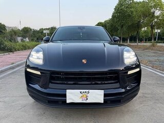 2023 Porsche Macan I Рестайлинг 2, чёрный, 5600878 рублей, вид 2