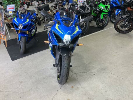 2018 Suzuki GSX-R 1000, синий, 1447000 рублей, вид 3