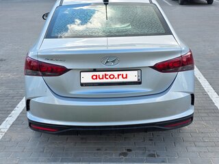 2020 Hyundai Solaris II Рестайлинг, серебристый, 1570000 рублей, вид 4