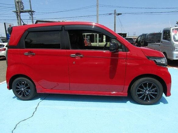 2017 Honda N-WGN I Рестайлинг, красный, 580000 рублей - вид 3