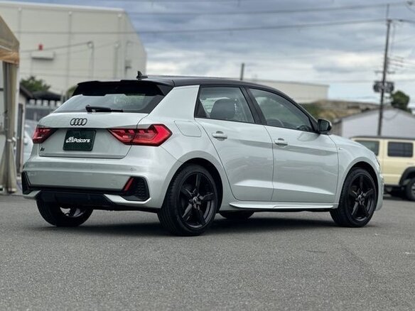 2025 Audi A1 citycarver II (GB), серебристый, 1400000 рублей - вид 5