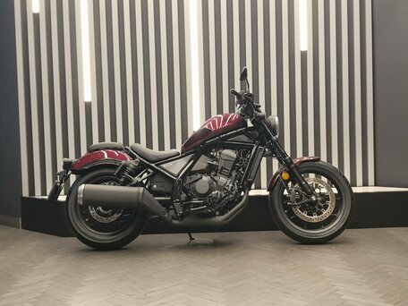 2021 Honda CMX 1100 Rebel, красный, 934989 рублей, вид 2