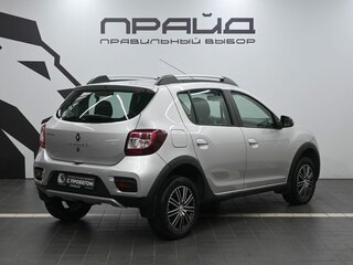 2018 Renault Sandero Stepway II Рестайлинг, серебристый, 1249900 рублей, вид 3