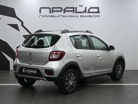 2018 Renault Sandero Stepway II Рестайлинг, серебристый, 1249900 рублей - вид 2
