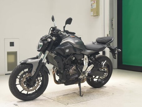 2014 Yamaha MT-07 (FZ-07), серый, 600000 рублей, вид 2