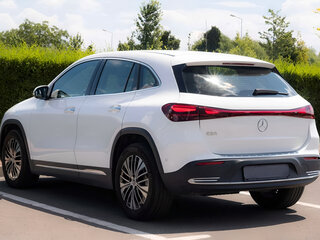 2024 Mercedes-Benz EQA 260 I Рестайлинг, белый, 3620843 рублей, вид 4