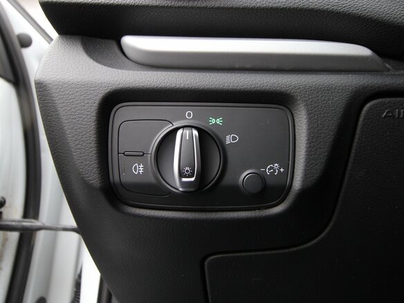 2014 Audi A3 III (8V), белый, 1095000 рублей - вид 19