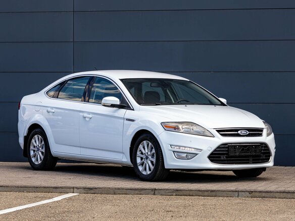 2013 Ford Mondeo IV Рестайлинг, белый, 995000 рублей - вид 8