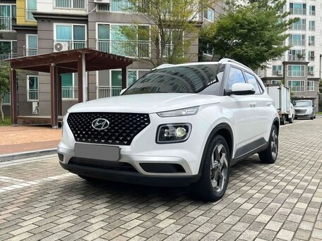 2022 Hyundai Venue I, белый, 1823000 рублей, вид 1