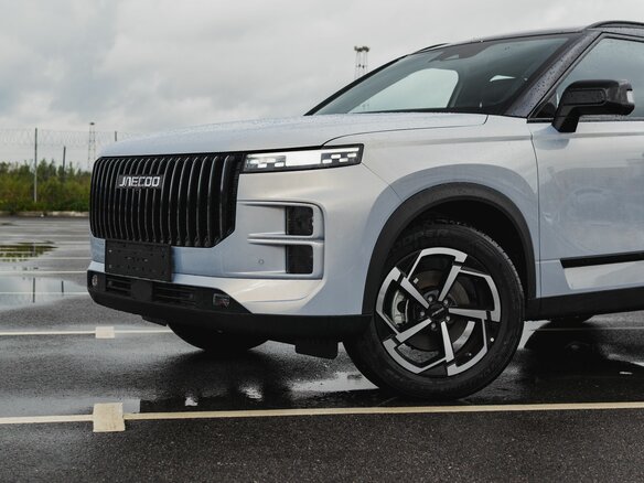 2025 Jaecoo J7 I, серебристый, 3139000 рублей - вид 3