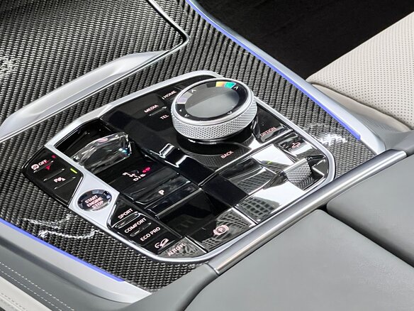 2025 BMW X7 40d I (G07) Рестайлинг, чёрный, 15499000 рублей - вид 25