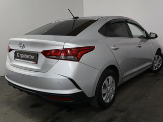 2021 Hyundai Solaris II Рестайлинг, серебристый, 1399000 рублей, вид 4
