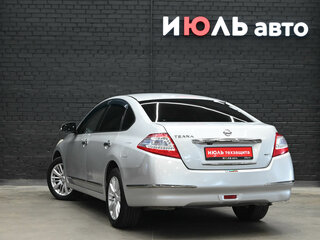 2011 Nissan Teana II (J32) Рестайлинг, серебристый, 950000 рублей, вид 4