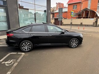 2022 Volkswagen Lavida III Рестайлинг, чёрный, 1400000 рублей, вид 4