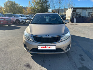 2013 Kia Rio III, бежевый, 699000 рублей, вид 2