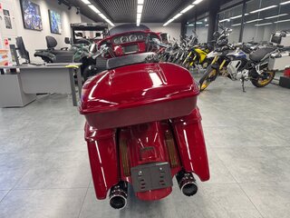 2016 Harley-Davidson CVO Street Glide, красный, 1611000 рублей, вид 4