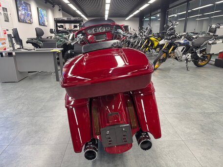 2016 Harley-Davidson CVO Street Glide, красный, 1611000 рублей, вид 4