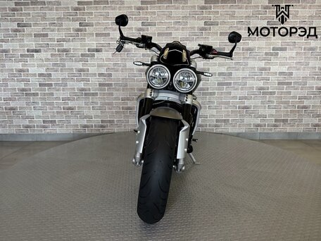 2023 Triumph Rocket III, серый, 2495000 рублей, вид 3
