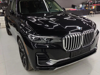 2021 BMW X7 40i I (G07), чёрный, 6600000 рублей, вид 2