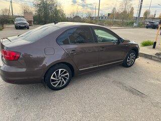 2017 Volkswagen Jetta VI Рестайлинг, коричневый, 1200000 рублей, вид 2