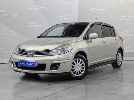 Nissan Tiida I