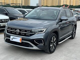 2023 Volkswagen Tayron I Рестайлинг, серый, 1950000 рублей, вид 3