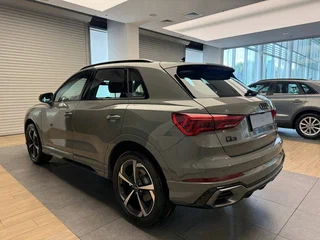 2026 Audi Q3 45 TFSI II (F3), серый, 5430000 рублей, вид 3