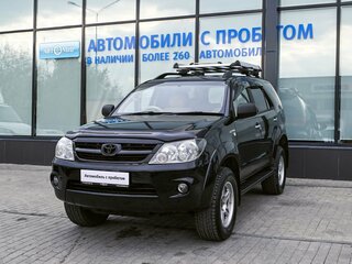 2005 Toyota Fortuner I, чёрный, 1729000 рублей, вид 1