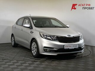 2015 Kia Rio 6-speed III, серебристый, 1020000 рублей, вид 3