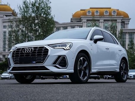 Audi Q3 II (F3)