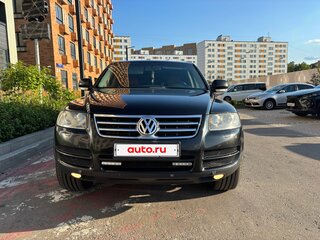 2005 Volkswagen Touareg I, чёрный, 1099000 рублей, вид 2