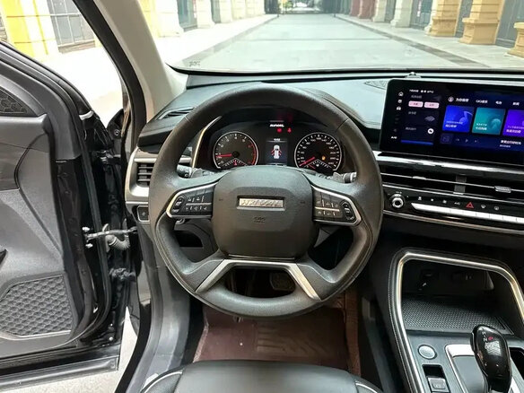 2022 Haval H6 II Рестайлинг, чёрный, 1400000 рублей - вид 10