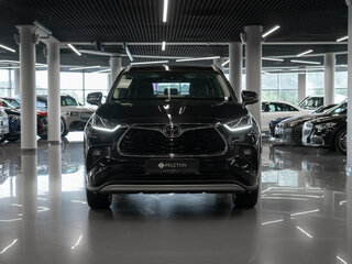 2026 Toyota Highlander IV (XU70), чёрный, 5550000 рублей, вид 3