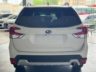 2022 Subaru Forester V Рестайлинг, белый, 2470000 рублей, вид 4