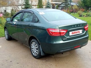 2017 Lada (ВАЗ) Vesta I, зелёный, 750000 рублей, вид 2