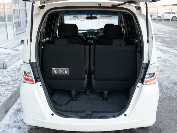 2012 Honda Freed I Рестайлинг, белый, 1000000 рублей - вид 17