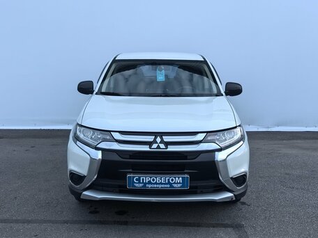 2017 Mitsubishi Outlander III Рестайлинг 2, белый, 1420000 рублей, вид 1