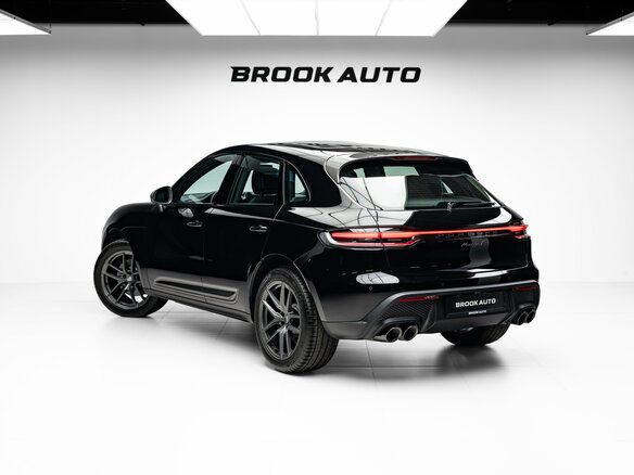 2026 Porsche Macan I Рестайлинг 2, чёрный, 12390000 рублей - вид 4