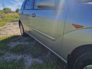 2004 Ford Focus I Рестайлинг, серебристый, 320000 рублей, вид 5