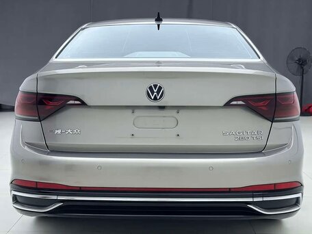 2022 Volkswagen Sagitar III Рестайлинг, серебристый, 1850000 рублей, вид 4