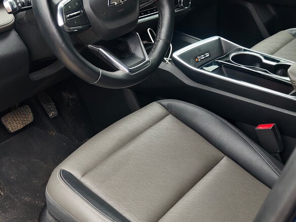2024 Chevrolet Equinox IV, синий, 1720000 рублей - вид 6