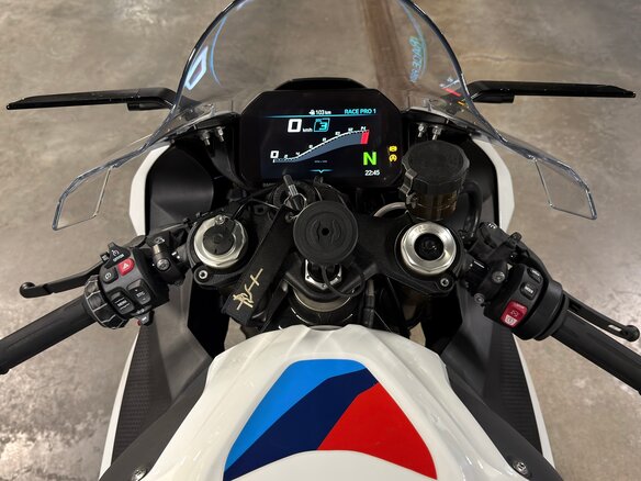 2026 BMW S 1000 RR, белый, 2549000 рублей - вид 6
