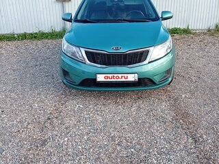 2014 Kia Rio III, зелёный, 650000 рублей, вид 2