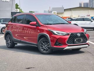 2022 Toyota Yaris L X XP150 Рестайлинг, красный, 1025325 рублей, вид 3